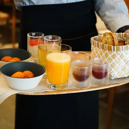 Отель & Restaurant Sodade Шодз-Эг