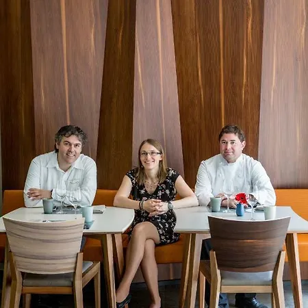 & Restaurant Sodade מלון 4*