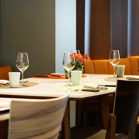 & Restaurant Sodade 4* שוד-אג